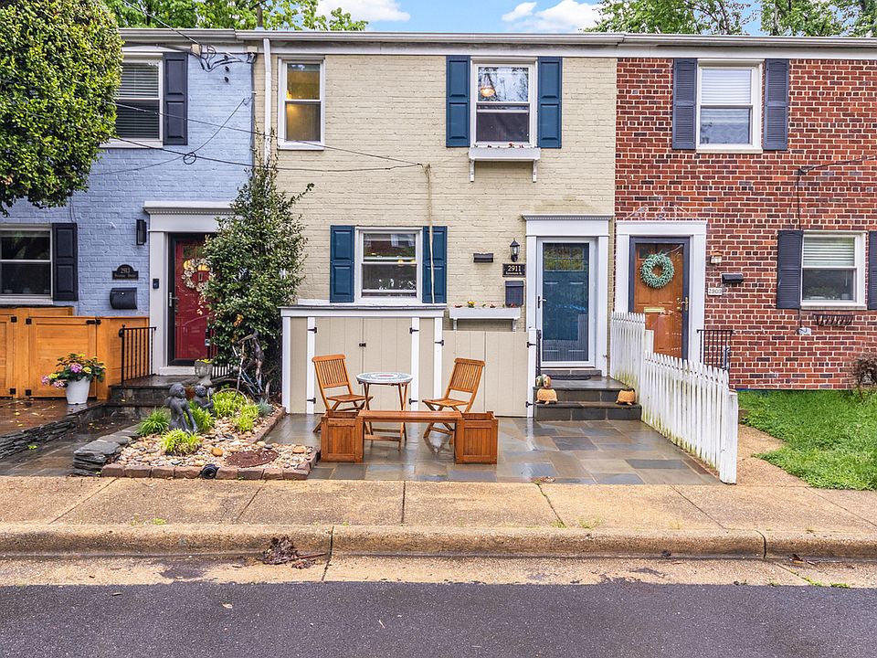 1st image of 2911 Sycamore St #1