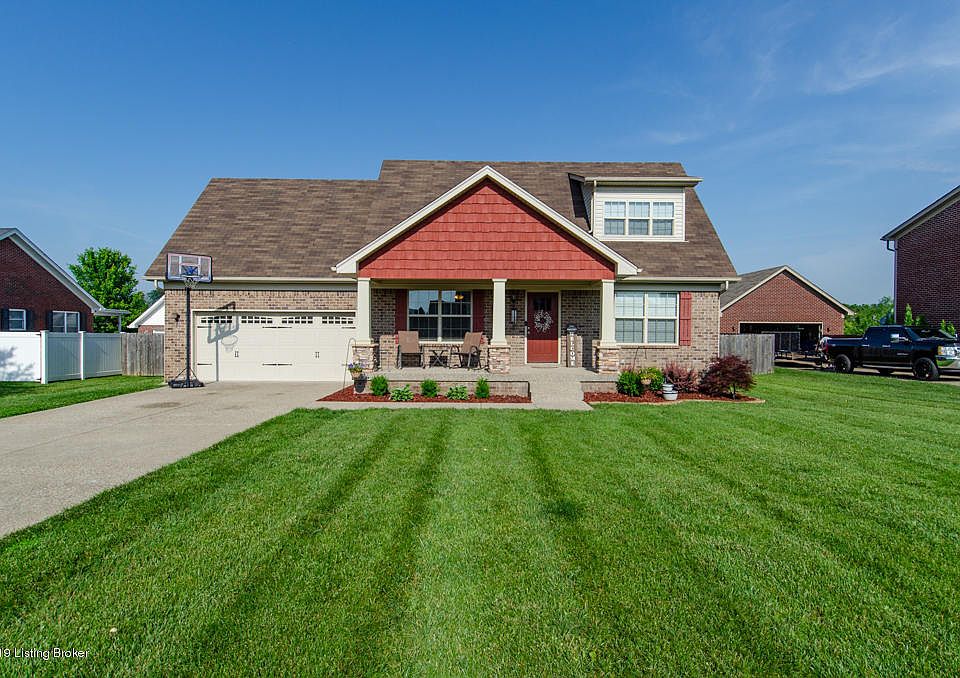 1st image of 272 Cottonwood Dr