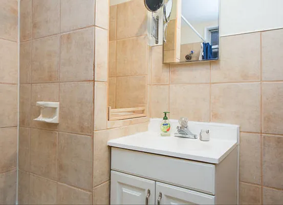 Rented by Bezell Group | media 1