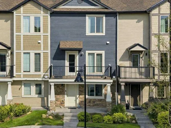 148 S Legacy Point SE, Calgary, AB T2X 3Z3