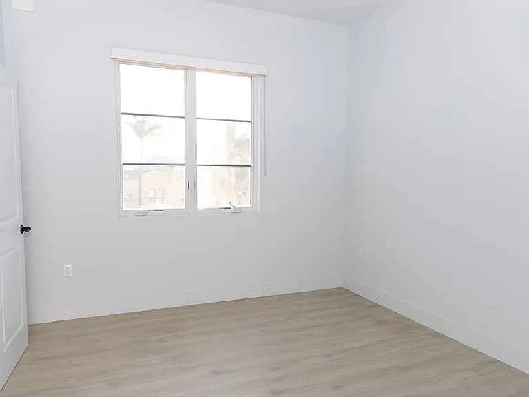 72 W Santa Clara St — Photo 28