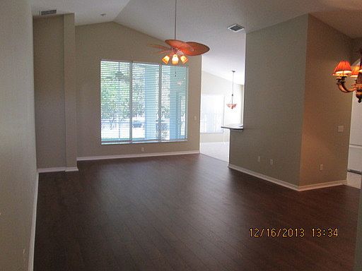 2nd image of 6813 Vintage Ln