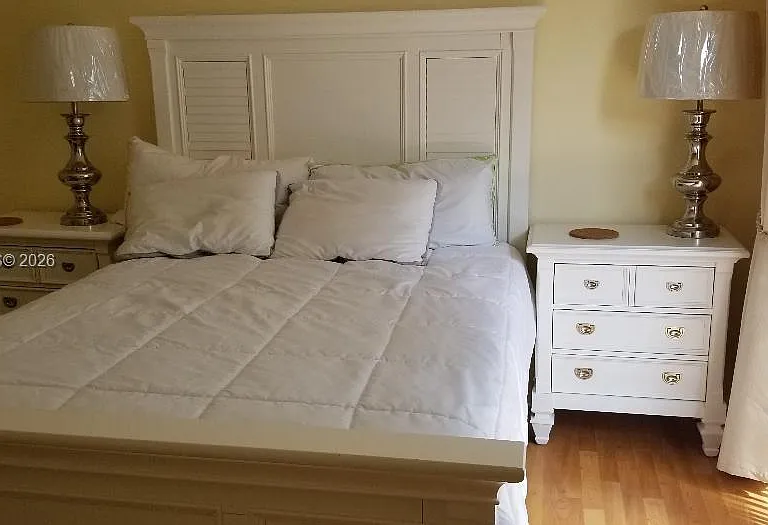 1801 S Treasure Dr #302 — Photo 17