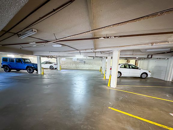 5th image of 11634 Gorham Ave #10