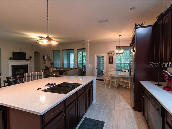 2nd image of 14282 Anastasia Ln