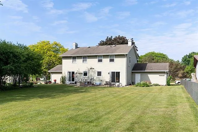 920 E Northwood Dr — Photo 12
