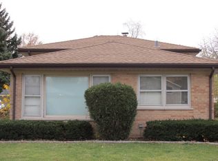 1680 S Elm St, Des Plaines, IL 60018
