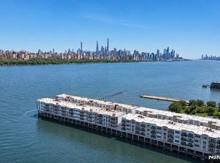 140 The Promenade, Edgewater, NJ 07020