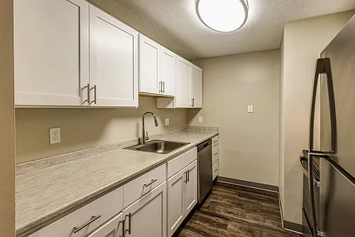 PRINCETON PLACE APARTMENTS Photo 1