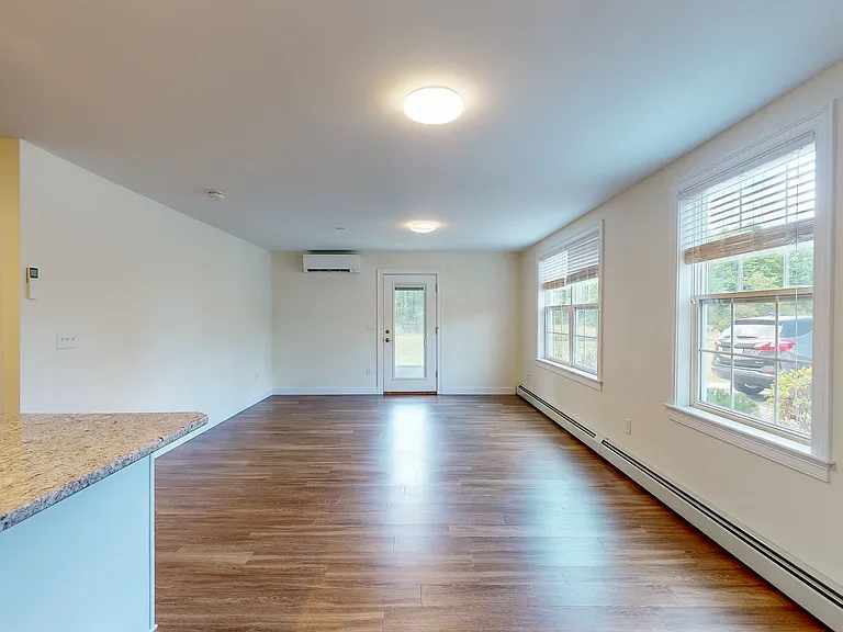 Autumn Woods Apartments — Photo 26