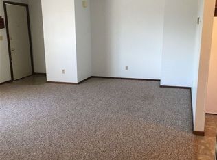 319 N 13th St APT 1, Bismarck, ND 58501