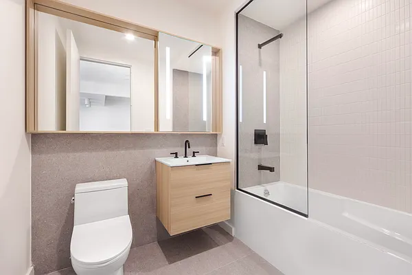 Rented by LL Real Estate Services | media 15