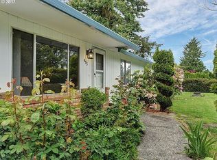 995 N Pine St, Canby, OR 97013