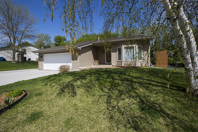 1st image of 4330 Goldenrod Ln N