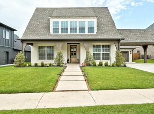 4001 Stone Hill Ln, Edmond, OK 73034