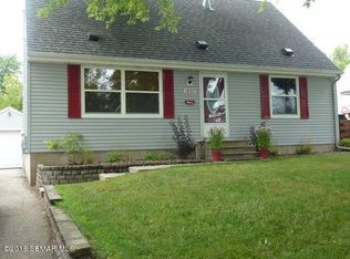 1930 W Center St, Rochester, MN 55902