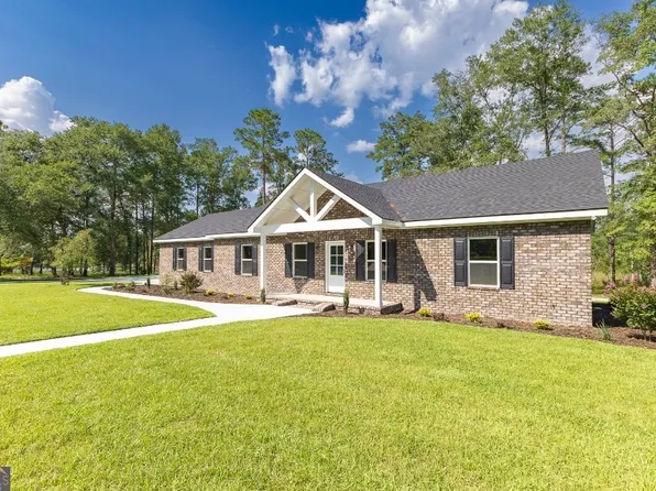 3 Willow Pointe Dr, Claxton, GA 30417
