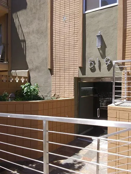 2 bed, $2,500 — Photo 1