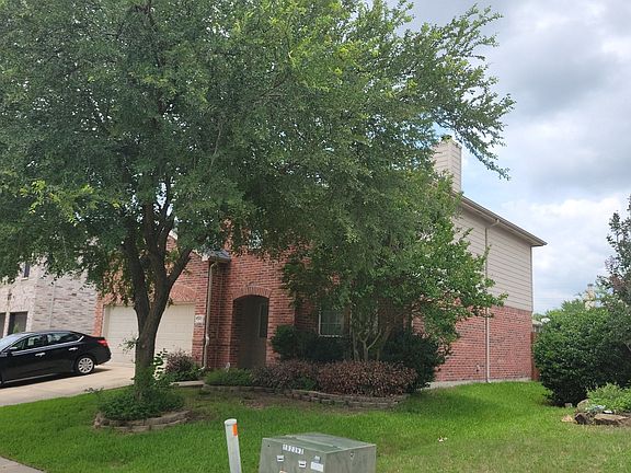 2nd image of 1807 Heron Dr