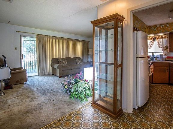 3rd image of 2316 Bayberry Dr
