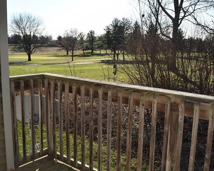 903 Hartwell Dr — Photo 8