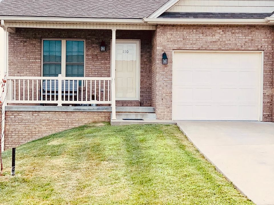 1st image of 102 Skyview Dr