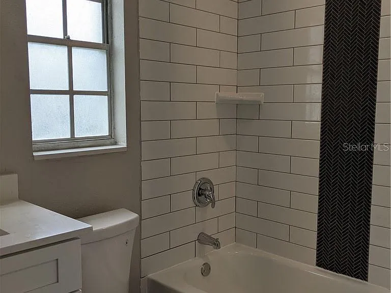 1512 E Harding St — Photo 10