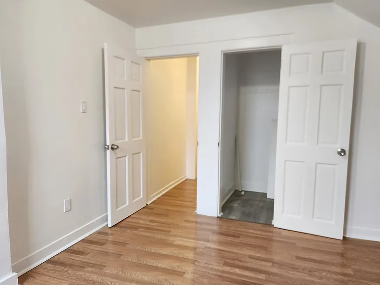 202 Harral Ave #B — Photo 10