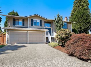 10516 NE 196th St, Bothell, WA 98011