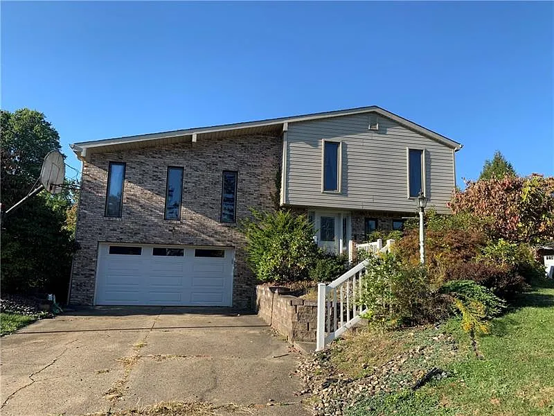 215 Lincoln Hall Rd photo 1
