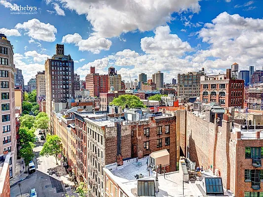 Rented by Sotheby's International Realty | media 12