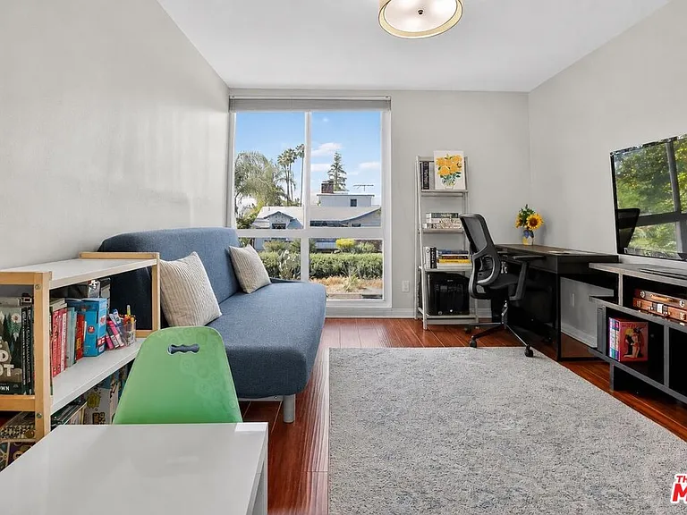5003 Westpark Dr #103 — Photo 20