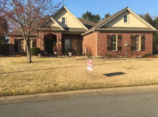 5200 Piedmont Dr, Conway, AR 72034