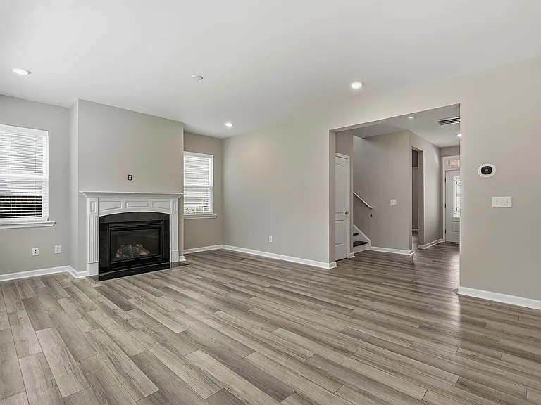 313 Summer Ranch Dr — Photo 9