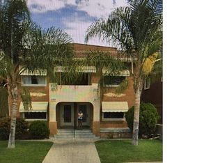 327 W 53rd St, Los Angeles, CA 90037