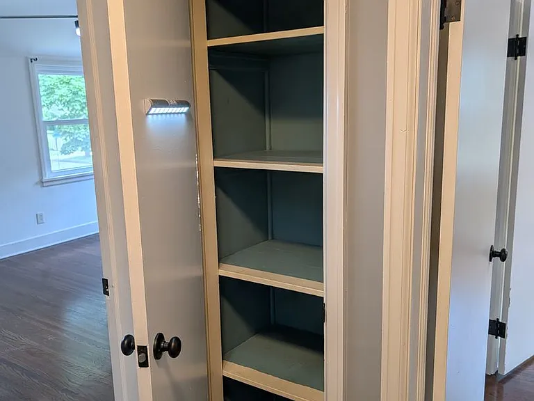 111 Eastmoreland Dr — Photo 30