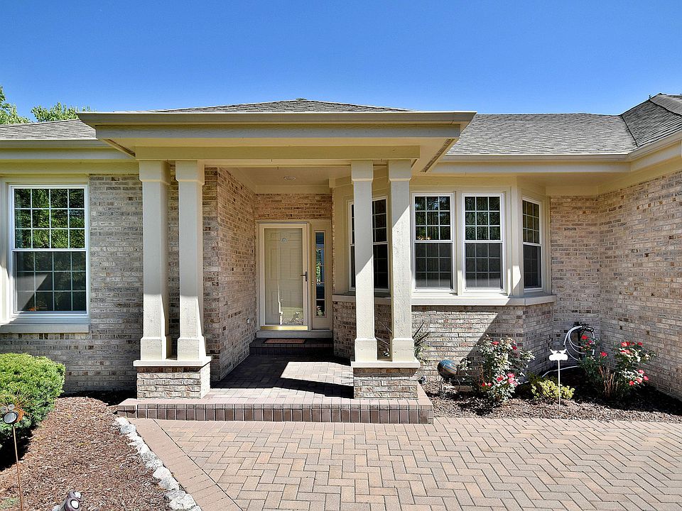 1st image of 305 Torrington Dr