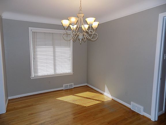4th image of 283 Northlawn Blvd