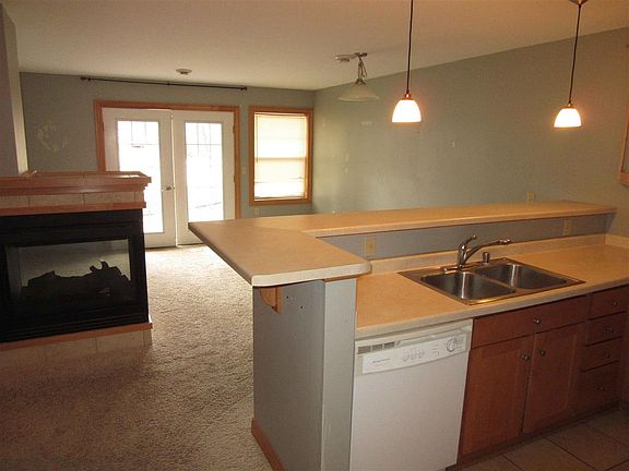 4th image of 114 Pilgrim Dr Unit 3
