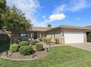 225 Rainier Dr, Lodi, CA 95242