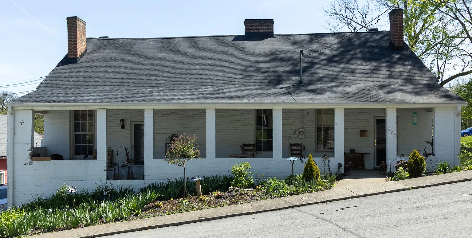 629 Woodland Ave photo 1