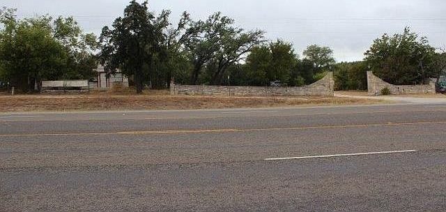 1st image of 2662 E Us Highway 190