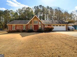 4304 Riverside Dr, Lilburn, GA 30047