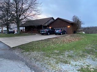69 Sportsman Ln, Willisburg, KY 40078