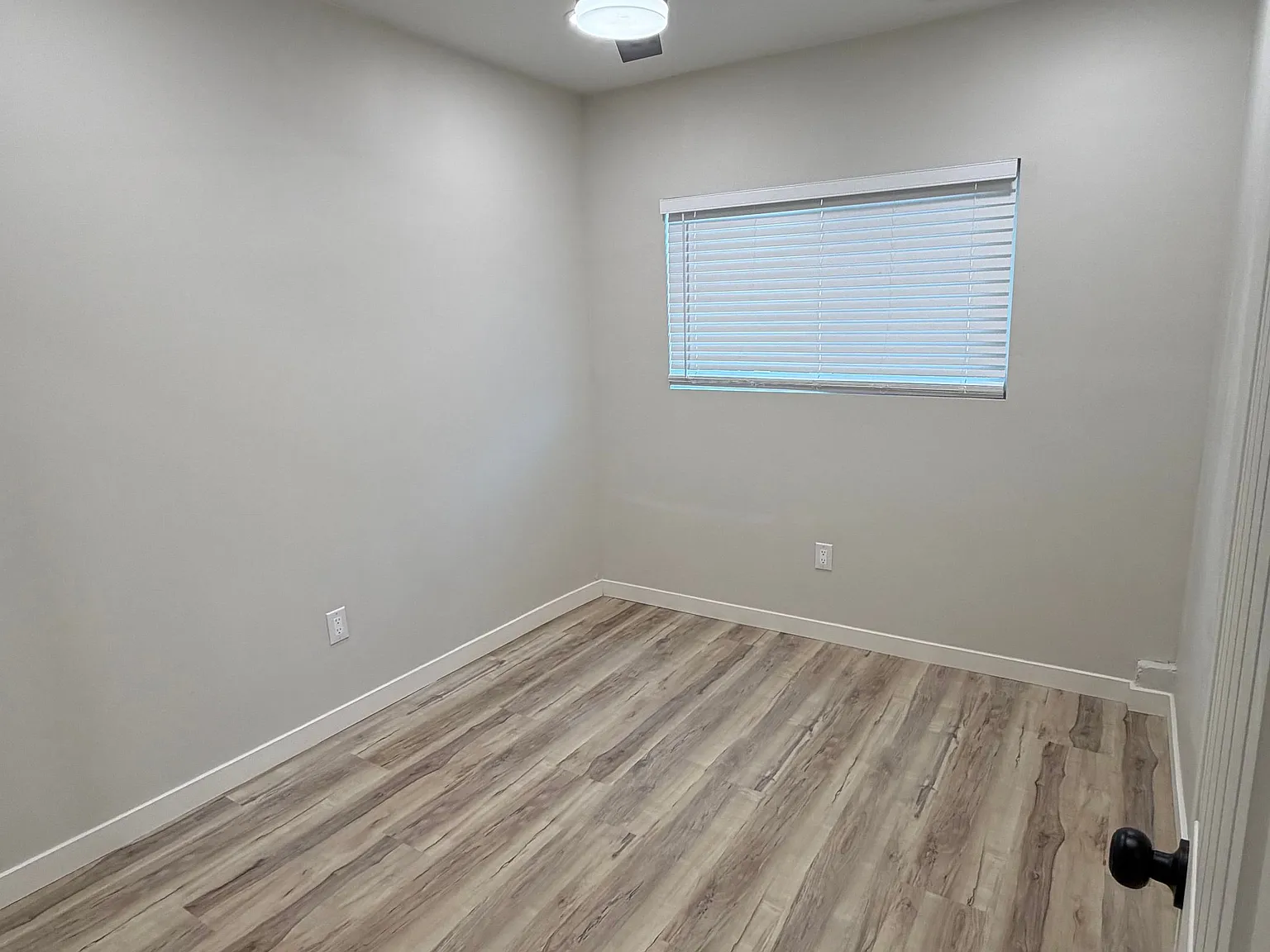 1 bed, $2,200 — Photo 3