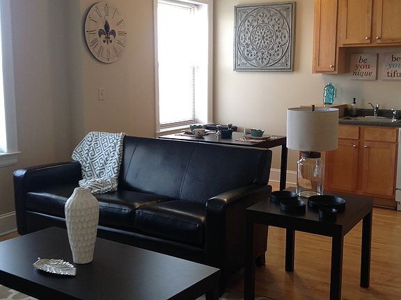 5th image of 3701 Lindell Blvd