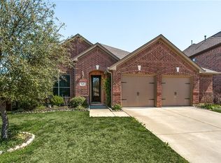 916 Partridge Dr, Aubrey, TX 76227