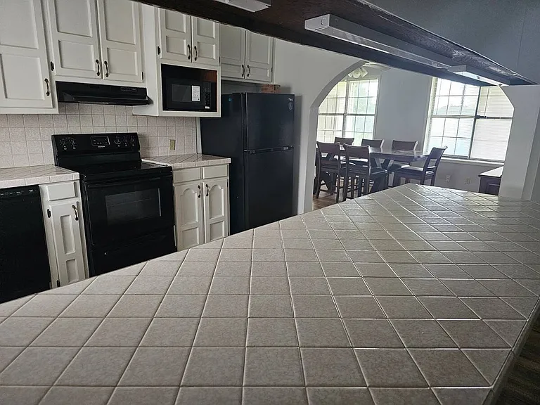 3901 Mitchiner Rd — Photo 25