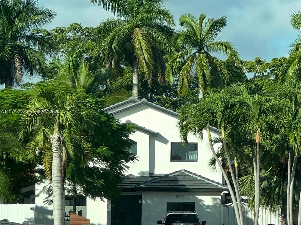 1st image of 10106 SW 146th Pl