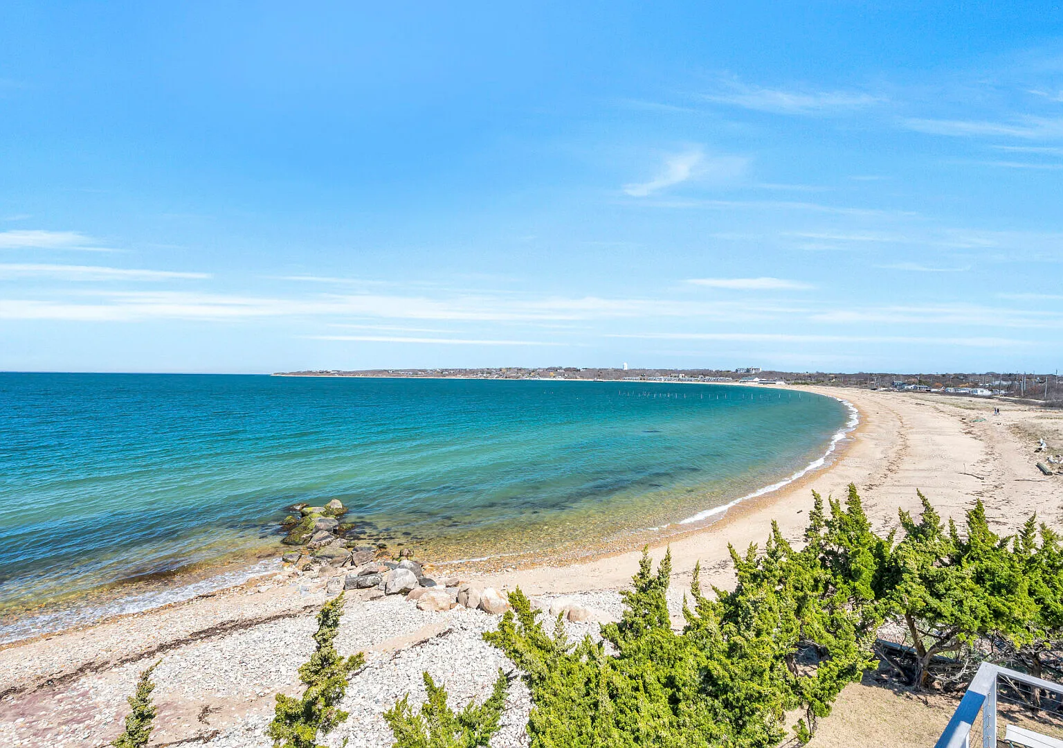 Waterfront beach house with breathtaking views — Photo 3